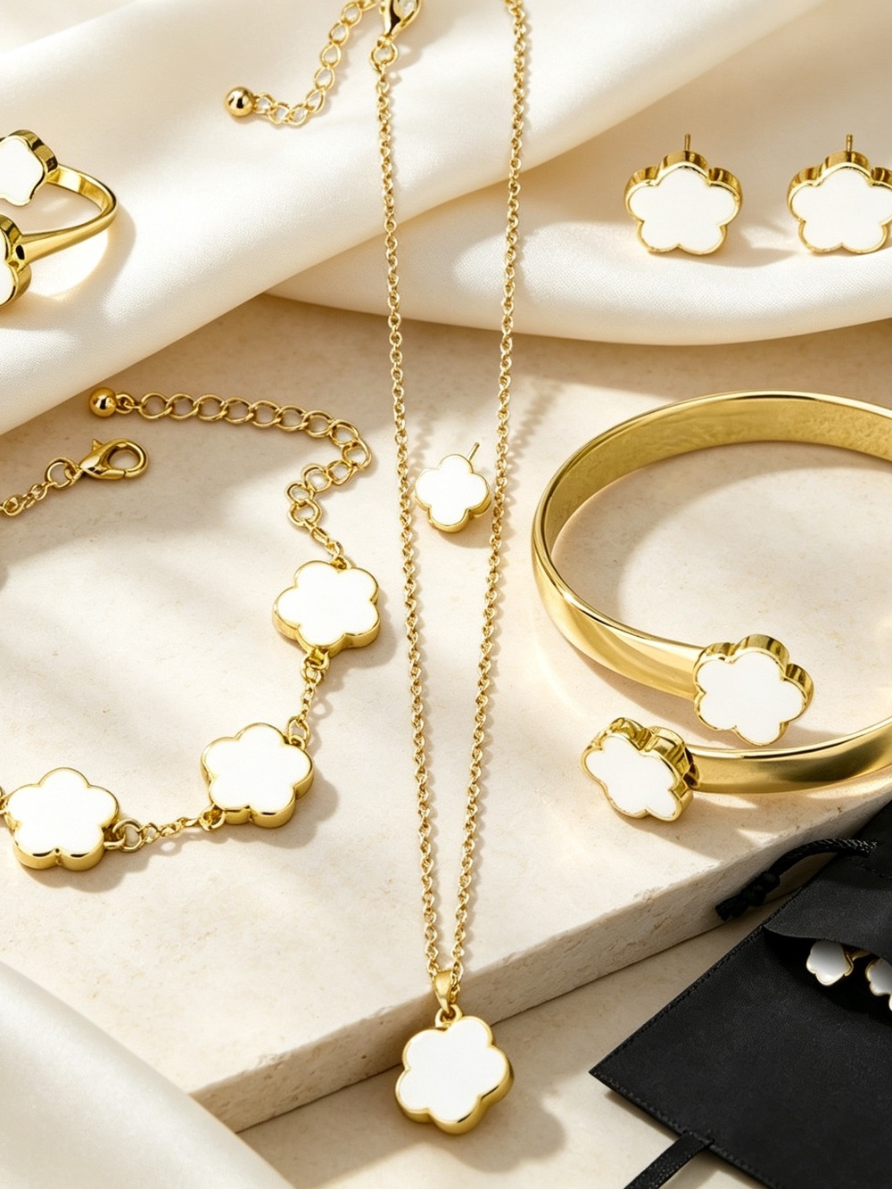 Gold and White Clover Pendant Necklace - Women's Fashion Jewelry